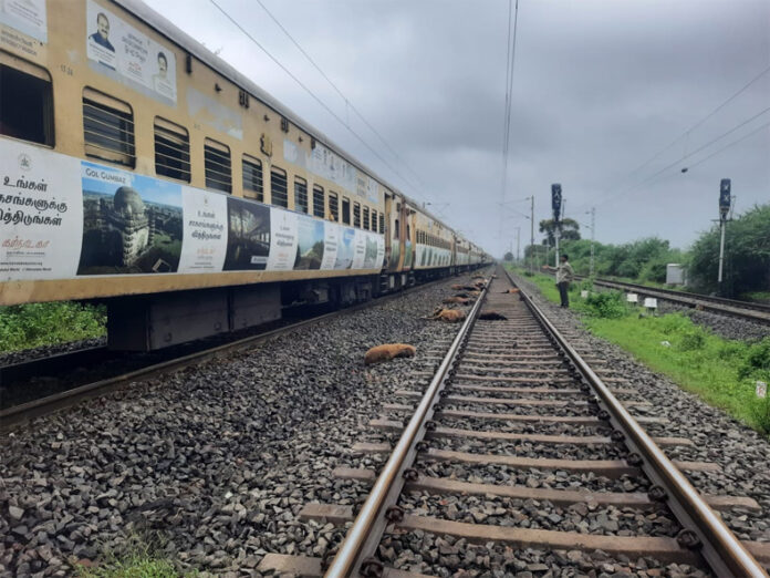 Karnal News: करनाल में टूटा पठानकोट एक्सप्रेस का प्रेशर पाइप टूटा