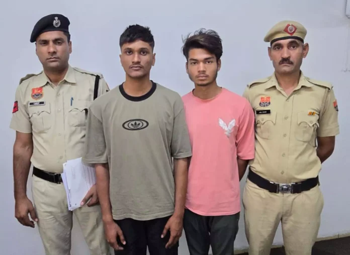 Gurugram News : ठगी करने वाले अपराधियों को मोबाइल व सिम देने के दो आरोपी काबू