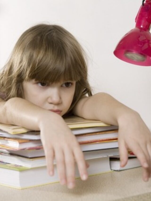 Parenting Tips: आलसी बच्चों को एक्टिव बनाने के लिए अपनाएं ये असरदार टिप्स