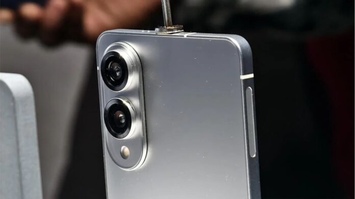 Samsung Galaxy S25 Edge Leak: डिज़ाइन में धमाका, फीचर्स में कमाल! लॉन्च डेट भी आई सामने