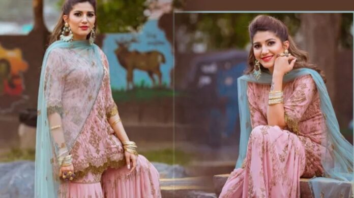 Sapna Choudhary Dance: सपना चौधरी का 'मीठे-मीठे' डांस वीडियो वायरल, अदाओं से लूटी महफ‍िल