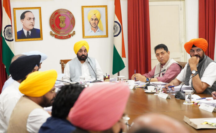 Punjab CM News : हम सुरक्षा बलों के साथ पूरी ताकत से खड़े : सीएम