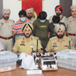 Amritsar Crime News : अमृतसर पुलिस ने पकड़ा नार्को-हवाला गिरोह