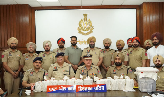 Ferozepur Crime News : फिरोजपुर में 12.07 किलो हेरोइन सहित तीन काबू