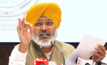 Punjab Breaking News : पंजाब के वित्त मंत्री ने जारी की नई लैंड पुलिंग नीति