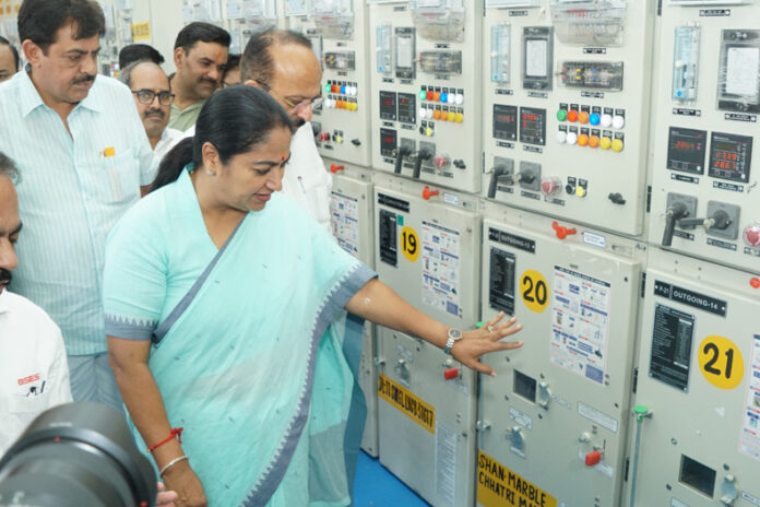Delhi CM News : दिल्ली में निर्बाध बिजली आपूर्ति हमारा लक्ष्य : सीएम