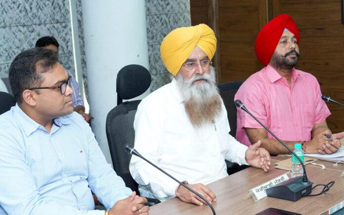 Punjab News Update : पंजाब में फसल विविधता को बढ़ावा देंगे किसान मित्र
