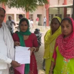 Bhiwani News : मनरेगा मजदूरों को दिहाड़ी न मिलने पर सौंपा गया ज्ञापन, मजदूरों ने जताया आक्रोश
