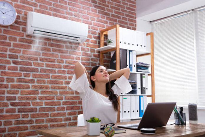 AC Tips: एसी चलाते समय इन बातों का रखें ध्यान