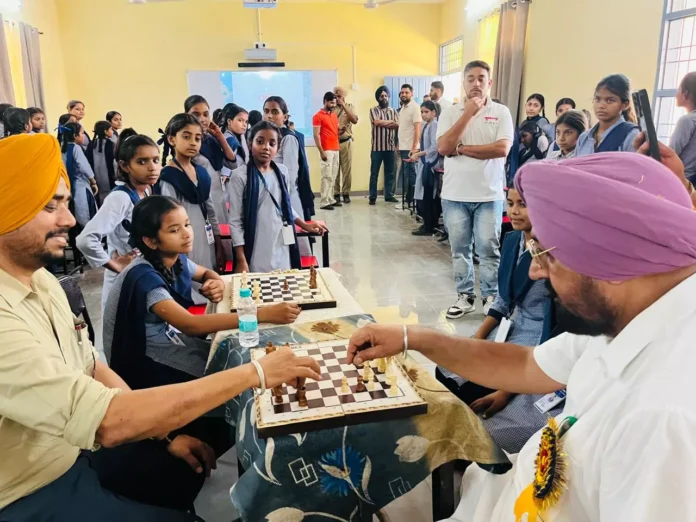 Adopted the girls school of Mubarikpur, inaugurated development projects worth Rs 52.50 lakh