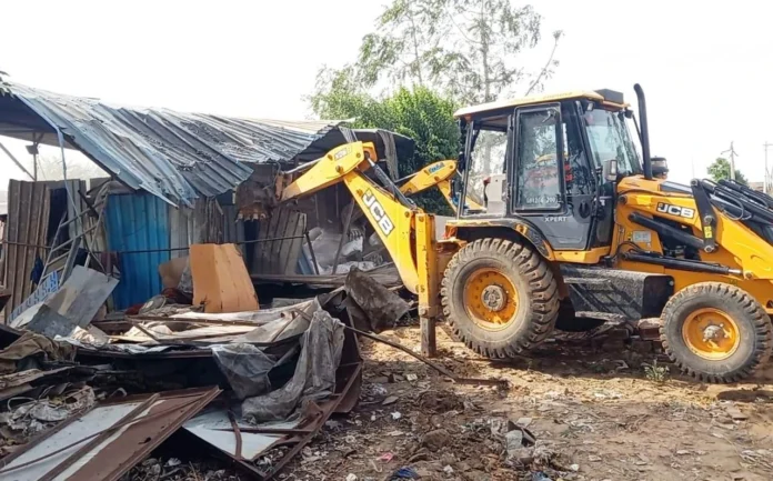 DTP launched a yellow paw on the construction of an illegal colony being developed on six acres including a property dealer office in Rudh