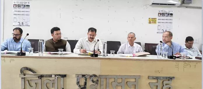 Nuh News : उपायुक्त विश्राम कुमार मीणा ने की राजस्व विभाग के कार्यों की प्रगति की समीक्षा