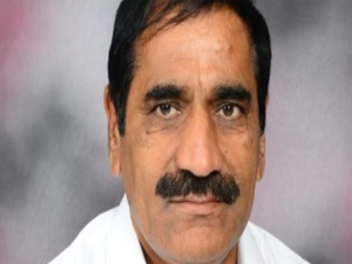 Haryana News: मनी लॉन्ड्रिंग केस में फरार चल रहे हरियाणा कांग्रेस के पूर्व विधायक धर्म सिंह छौक्कर को ईडी ने किया गिरफ्तार Haryana News: मनी लॉन्ड्रिंग केस में फरार चल रहे हरियाणा कांग्रेस के पूर्व विधायक धर्म सिंह छौक्कर को ईडी ने किया गिरफ्तार