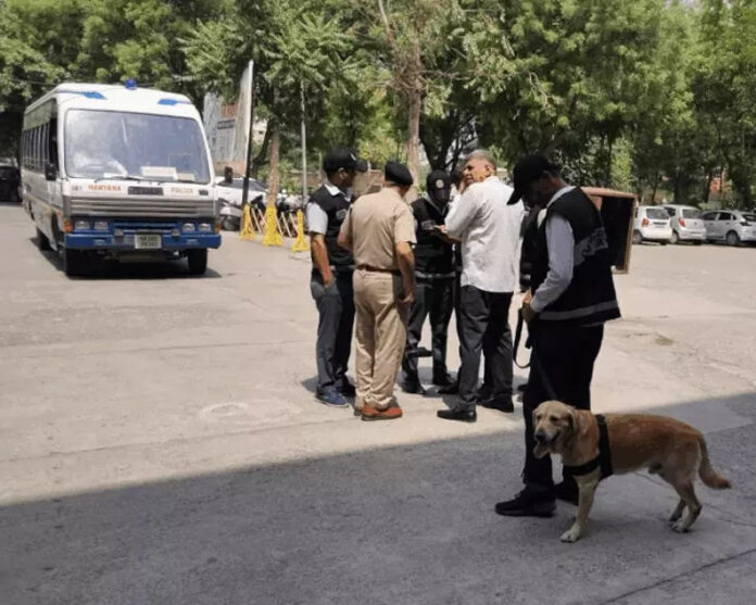 Fatehabad News: फतेहाबाद में लघु सचिवालय को आरडीएक्स से उड़ाने की मिली धमकी