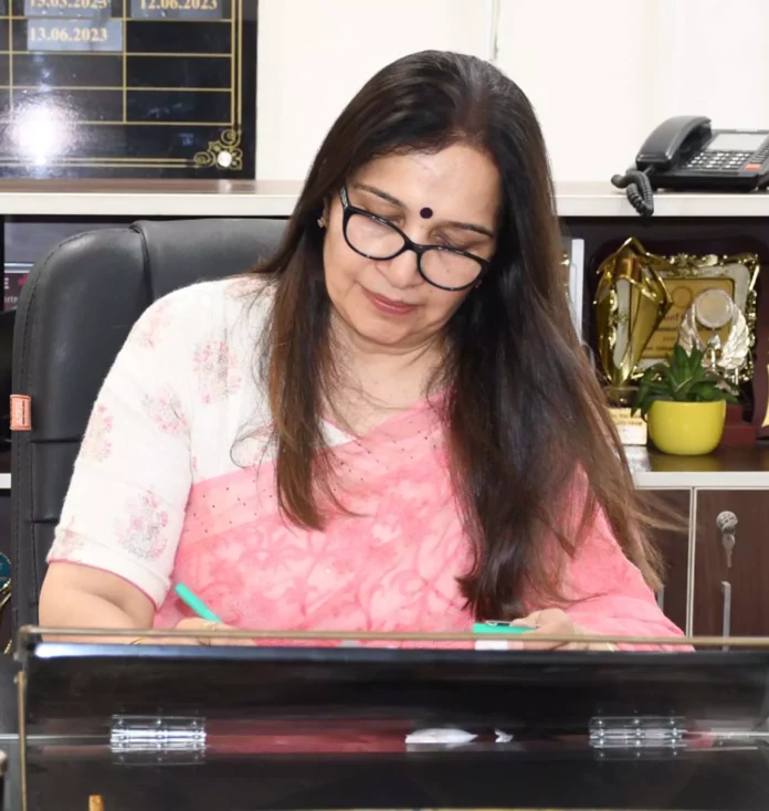 Gurugram News : डॉ. नीलम अहलावत ने संभाला सेक्टर-9 महाविद्यालय की प्राचार्या का पदभार