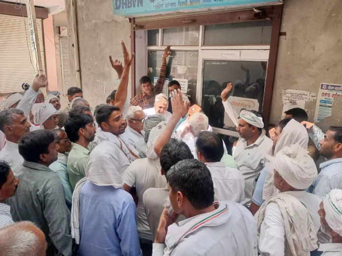 Electricity department is adamant on implementing the seniority list, work has been stopped for two weeks, farmers have given an ultimatum to go on hunger strike from Monday
