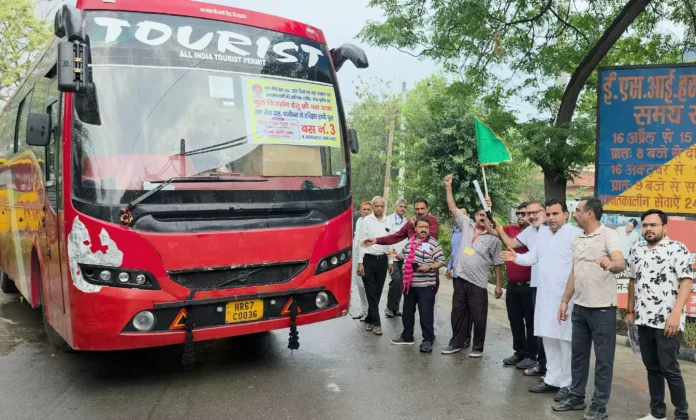 Five buses carrying flowers from 300 unknown bodies left for Haridwar
