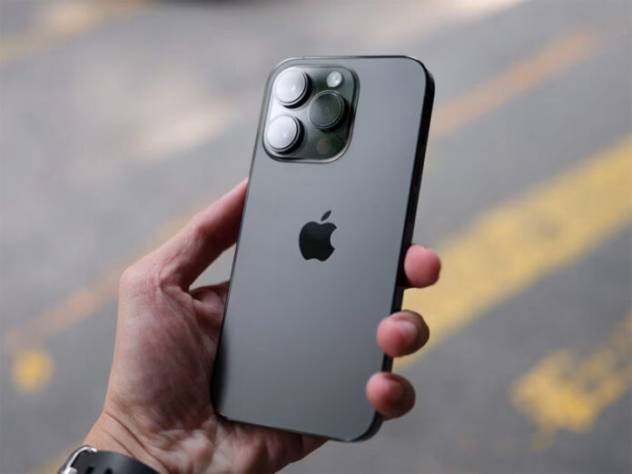 IPhone: जानिए आईफोन में 'i' का क्या है मतलब