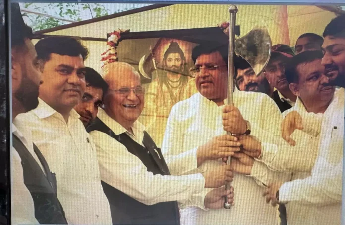 Faridabad News : आज के परिदृश्य में भगवान परशुराम की सोच की नितांत आवश्क : महापौर प्रवीण बत्रा जोशी
