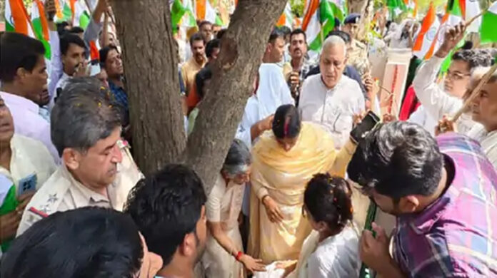 Hisar News: हिसार में तिरंगा यात्रा में राज्यसभा सांसद किरण चौधरी को आया चक्कर
