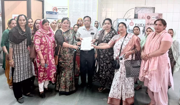 Labour department should get the closed food canteen run by self help groups Asha Gagan Goyal Gurugram News : बंद पड़ी फूड कैंटीन को सेल्फ हेल्प ग्रुप से संचालित कराए श्रम विभाग: आशा गगन गोयल