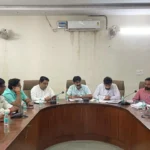 Faridabad News : अधीक्षण अभियंता की अध्यक्षता में एनआईटी और बडख़ल डिविजन के अधिकारियों और पार्षदों की बैठक संपन्न