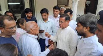 Faridabad News : सीवर और खड़ंजे की मांग लेकर पहुंचे लोगों को मंत्री राजेश नागर ने दिया आश्वासन