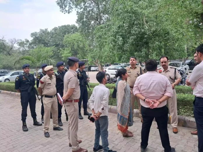 Faridabad News : बल्लभगढ़ लघु सचिवालय में किया गया मॉक ड्रिल