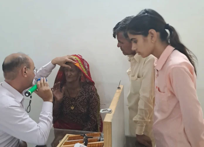 Model Dadri District Banao Organization organized blood donation and employment fair