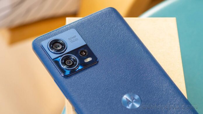 Motorola Edge 50 Fusion की कीमत गिरी धड़ाम! अब सिर्फ ₹18,999 में, मौका हाथ से न जाने दें