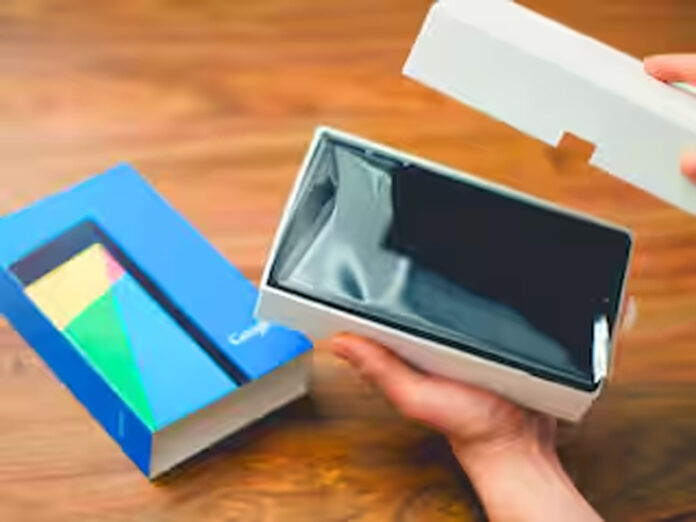 Buy A New Smartphone: सोच-समझ कर लिया कर लिया जाना चाहिए नया स्मार्टफोन खरीदने का फैसला