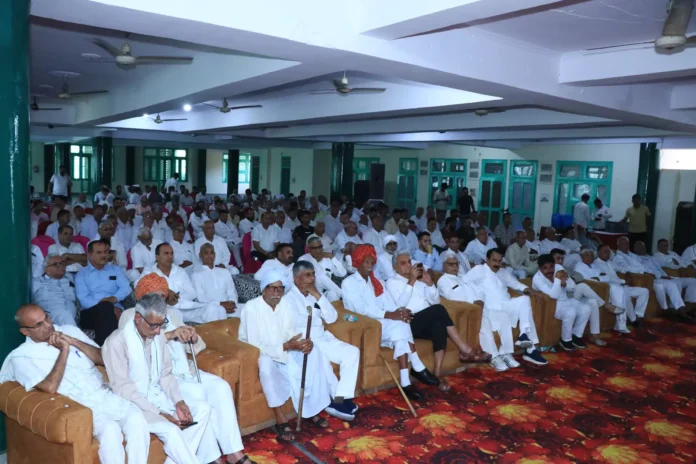 Oath taking ceremony of the newly appointed executive committee was organized at Jaat Dharamshala, Kurukshetra