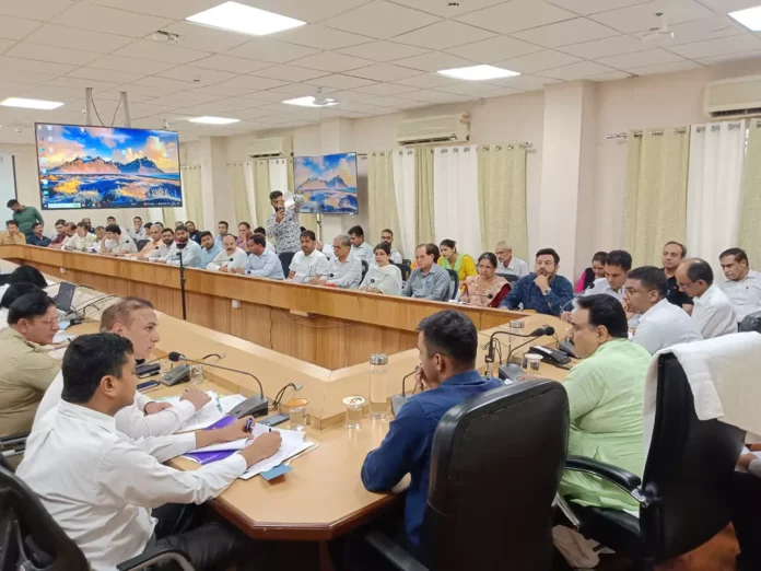 Jind News : अधिकारी 2041 का करें मास्टर प्लान तैयार, रानी तालाब का करवाएं सौंदर्यकरण : डॉ. मिड्ढा