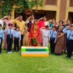 Bhiwani News : मदर्स डे पर केआर पब्लिक स्कूल विद्यार्थियों ने सैनिकों व शहीदों को किया नमन