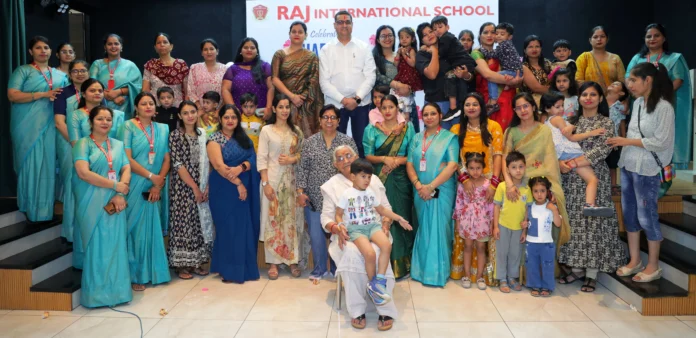 On Mother's Day, mothers mesmerized everyone with their performances