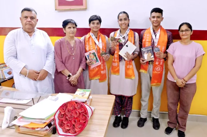 Jind News : डीएवी शताब्दी  पब्लिक स्कूल के खिलाडिय़ों का खेलों इंडिया यूथ गेम्स में रहा दबदबा