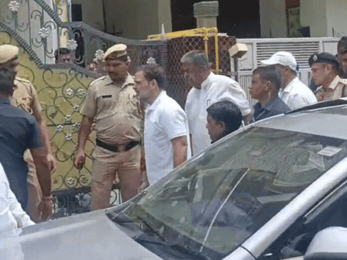 Karnal News: करनाल में नेवी लेफ्टिनेंट विनय नरवाल के परिजनों से मिले कांग्रेस सांसद राहुल गांधी