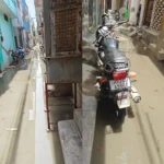 Gurugram News : रेलवे स्टेशन के पास भीमगढ़ खेड़ी में सड़ रहा सीवरेज का पानी, निगम बेपरवाह