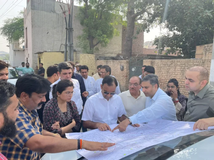 Faridabad News : निगम कमिश्नर ने आज किया दो दर्जन से ज़्यादा नालों और डिस्पोजलों का निरीक्षण
