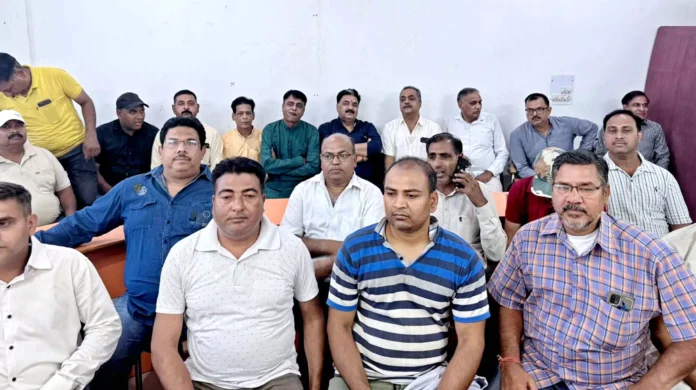 Jind News : डिप्टी स्पीकर ने कार्यकर्ताओं के साथ सुनी प्रधानमंत्री के मन की बात