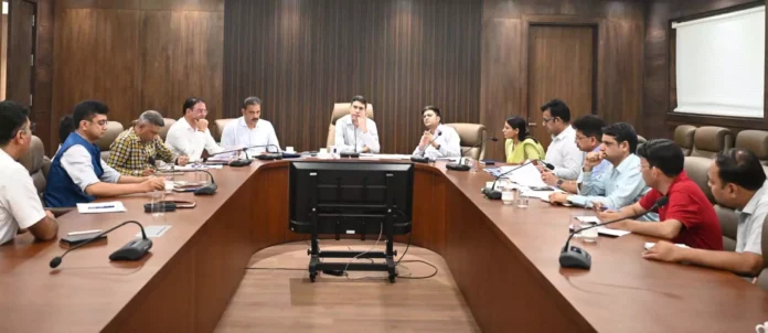 Gurugram News : जल भराव संभावित स्थानों की सूची पार्षदों व आरडब्ल्यूए के साथ होगी सांझा