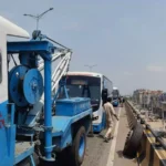 The tire of a moving bus came off while descending from Zirakpur flyover