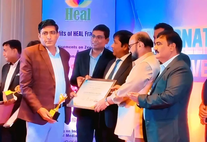The world story of AYUSH medicine echoed in Agra with the name of Dr. Sunil Sansanwal of Haryana