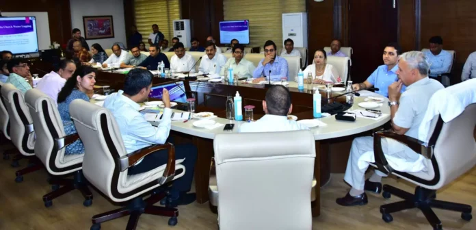 Union Minister held a high-level meeting to review preparations before the rains in Gurugram Gurugram News : गुरुग्राम में वर्षा से पूर्व तैयारियों की समीक्षा हेतु केंद्रीय मंत्री ने की उच्चस्तरीय बैठक
