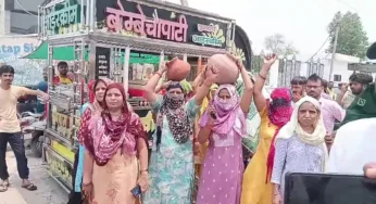 Bhiwani News : भिवानी की बैंक कॉलोनी की महिलाओं ने रोहतक नेशनल हाईवे को किया जाम