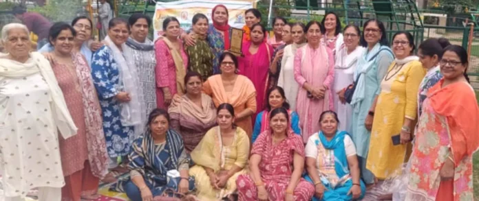 Gurugram News : महिला पतंजलि योग समिति का योग प्रशिक्षण शिविर संपन्न