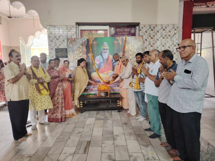 Youth Awakening and Public Welfare Mission Trust started 101 day Parikrama Bhiwani News : युवा जागृति एवं एवं जनकल्याण मिशन ट्रस्ट ने शुरू की 101 दिवसीय परिक्रमा