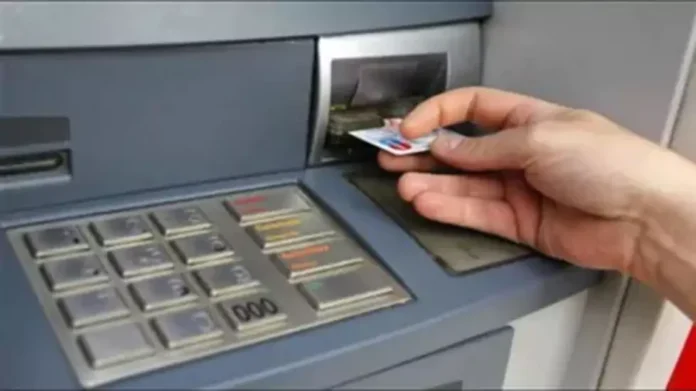 ATM Closed : क्या अगले तीन दिन बैंक रहेंगे बंद ? जाने क्या है मामला