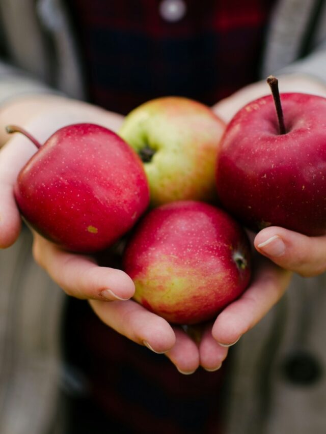 Apple रोजाना कितने सेब खाने चाहिए?
