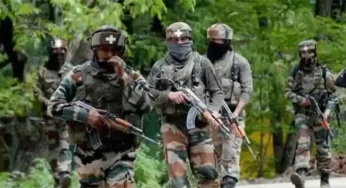 Jammu-Kashmir: किश्तवाड़ के सिंहपोरा में मुठभेड़ जारी, 1 जवान शहीद, दो अन्य घायल
